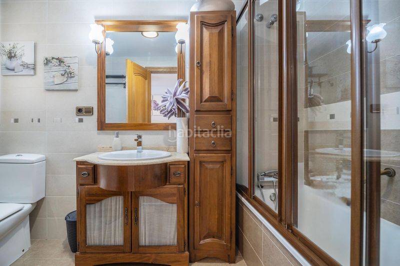 Foto a53d4d35-e000-4671-9877-a150a7919609. Pis amb aparcament piscina a Barrio Benicalap Valencia