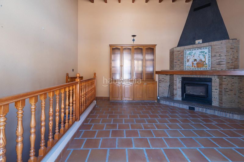 Foto 5317264a-5d38-4a4f-a89d-06a6042591c6. Casa amb calefacció a Aldaia