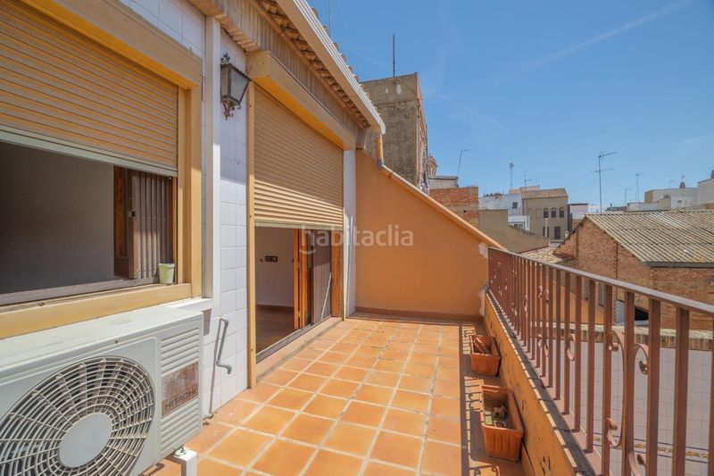 Foto 8c4b56ed-0a79-4731-82bc-805a8718c5c5. Casa amb calefacció a Aldaia