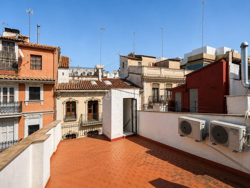 Foto d7e7ac88-e59a-49df-89ac-f3abfd687496. Àtic a Sant Francesc Valencia