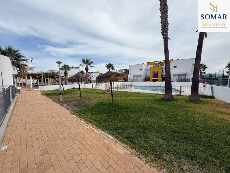 Foto ac9faa1e-2bd0-488e-b057-f644f0831efb. Àtic amb aparcament piscina a Las Salinas Vera