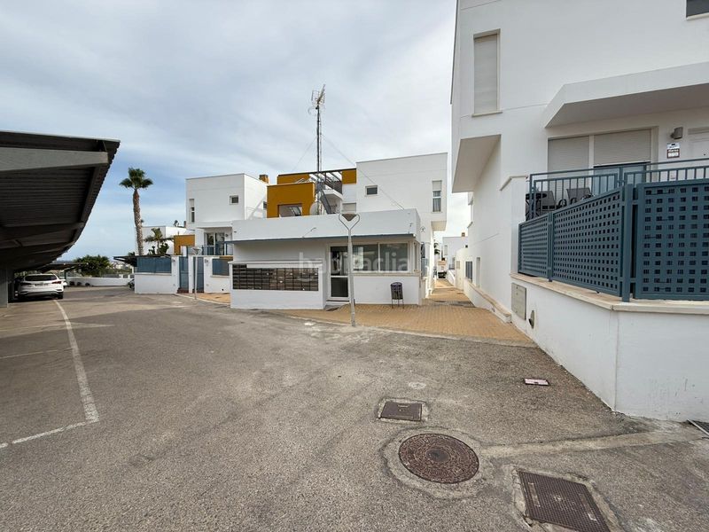 Foto c4419d60-2990-4a76-83bb-a80ce59d60e1. Àtic amb aparcament piscina a Las Salinas Vera