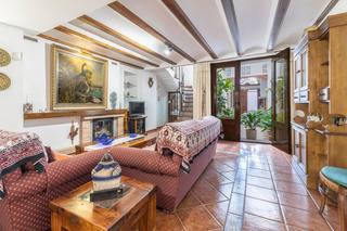 Masia a Moixent. Casa  de pueblo en moixent con cinco habitaciones y piscina