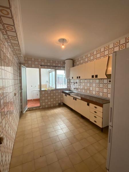 Foto b829c2cf-fc1e-48d4-9999-8052ff69e4ff. Àtic a avenida rosalía castro 197 a Perillo Oleiros