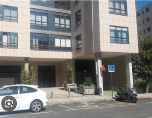 Aparcament cotxe  Rúa mendaña de neyra 18. Venta ámplia plaza garaje junto recinto ferial a coruña