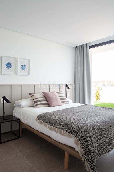 Foto 84ff1003-98fe-41b6-97d6-16cab237dc4b. Casa a Campoamor Orihuela