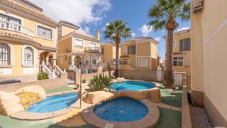 Maison  Carretera de san miguel de salinas. 5 real estate se complace en comercializar esta hermosa villa in
