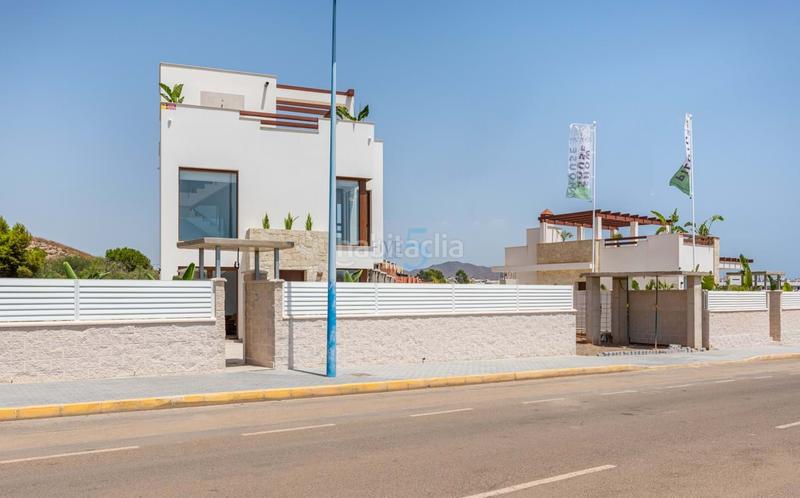 Foto b679f2fb-4bb7-44b3-9790-37905a3422e8. Casa amb aparcament a Las Salinas Vera