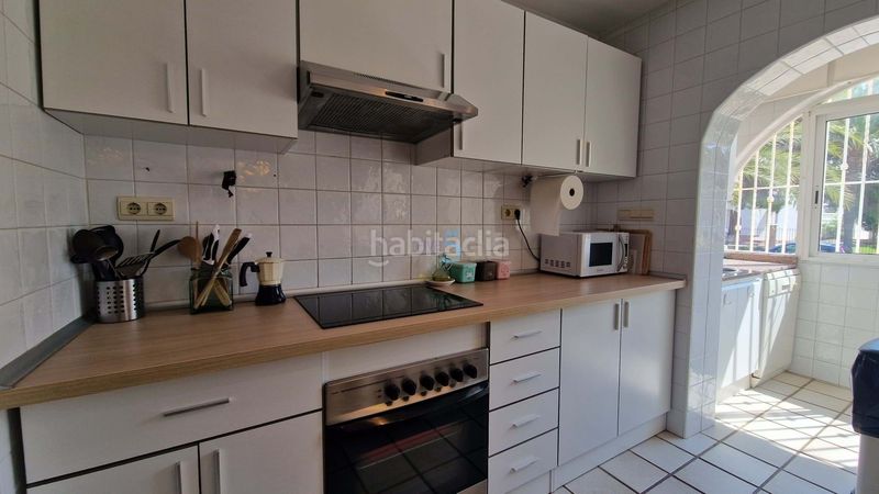 Foto 0ee2f588-bf3c-4456-8677-27a88a3f95d8. Casa adossada amb calefacció aparcament piscina a Orihuela