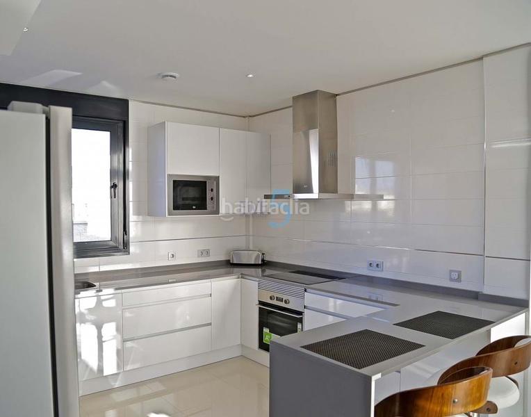 Foto 650cedfe-b2f1-4707-b431-03c8729d93f8. House in Campoamor Orihuela