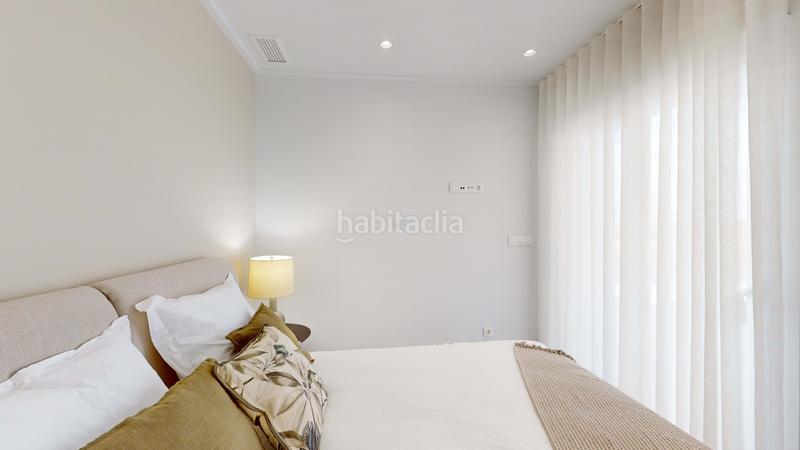 Foto dd6f9d50-8e42-4df9-9469-5dfdaa4a28e9. Pis amb aparcament piscina a El Raso Guardamar del Segura