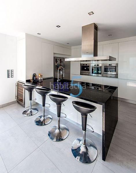 Foto e62e7d59-f8cd-4701-897a-647888d7a605. Casa in Benicolada - Las Adelfas Calp