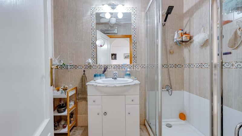 Foto a04ea9bd-2e34-4261-8422-af806d411ffa. Casa adossada amb calefacció piscina a Daya Nueva