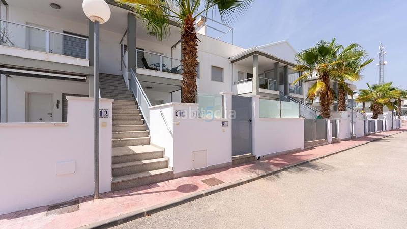 Foto 61adbe91-67e8-4b18-ab5c-0cf6b8c5ecc2. Pis amb piscina a La Florida Orihuela