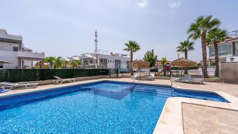 Foto a375dc5b-be88-4352-b294-a217074bbc9a. Pis amb piscina a La Florida Orihuela