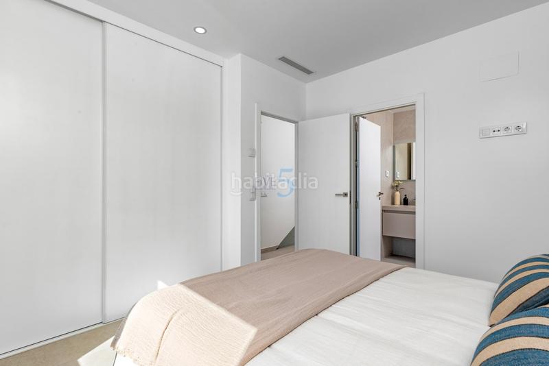 Foto 6afa9e52-5c74-4a73-a138-f914c2e4f7e5. Casa a Mil Palmeras Pilar de la Horadada