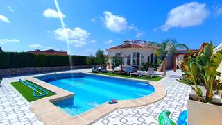Maison  Calle barranco. Encantadora villa tradicional con casa de huéspedes, piscina pri