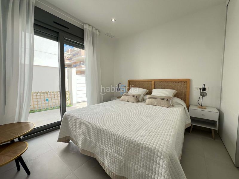 Foto d00d62b6-e88e-438b-819e-9c53ca3b9d73. Pis a Villamartín-Las Filipinas Orihuela