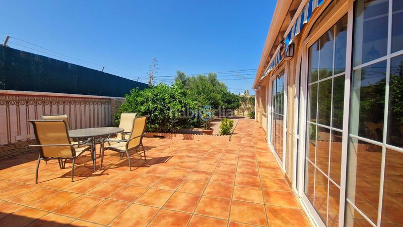 Foto f1aa569f-0198-40fc-9e12-fee34fb89d67. Haus mit heizung pool in Zona Carrefour - Urbanizaciones Torrevieja