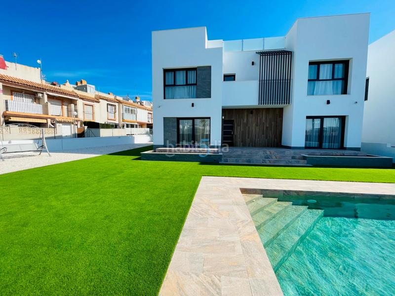 Foto c17017b9-cf5e-4fbe-b9fe-f43dff61e3ed. Casa a Aguas Nuevas Torrevieja