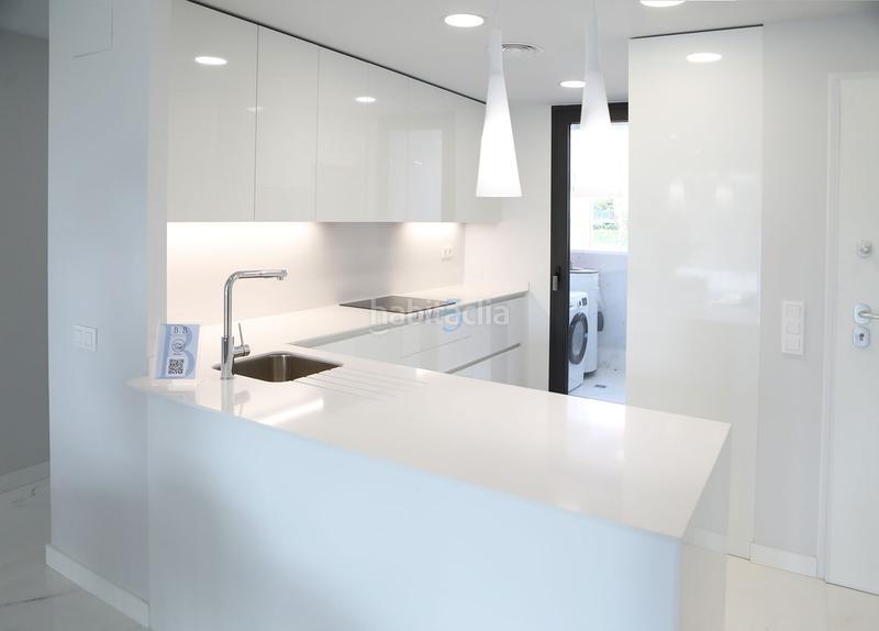 Foto 4839effe-f49b-4ba1-a90d-ca3dcb41cd41. Piso en Playa Poniente Benidorm