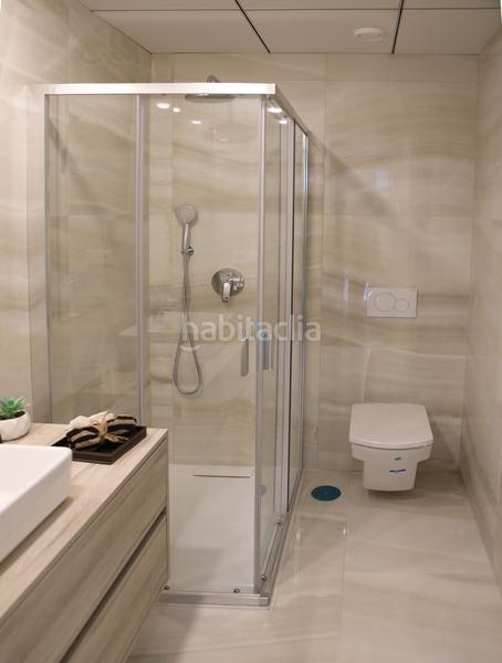 Foto d7a8aa10-eff3-42eb-b525-ca3423f34b29. Piso en Playa Poniente Benidorm