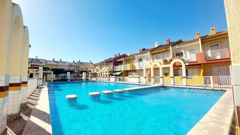 Foto 6d735f96-aa62-49aa-abc6-a1b6d4d59ac6. Casa a schiera con parcheggio piscina in Santiago de La Ribera San Javier