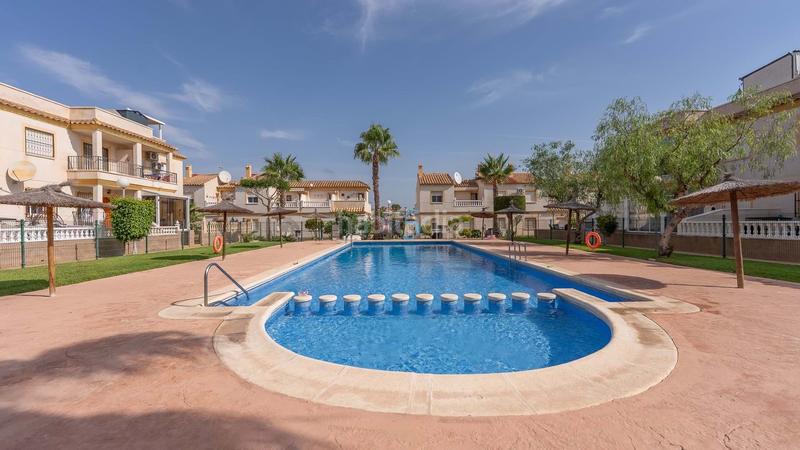 Foto 01fffb24-34cf-4a62-b890-d026a2eef9fc. Casa con piscina in Villamartín-Las Filipinas Orihuela