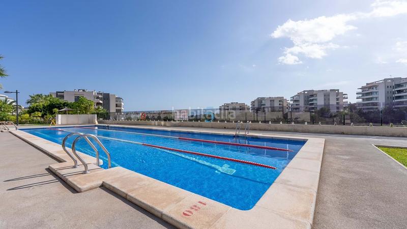 Foto a37cc026-7b5c-4954-9f59-8ae52877c82d. Pis amb piscina a Villamartín-Las Filipinas Orihuela