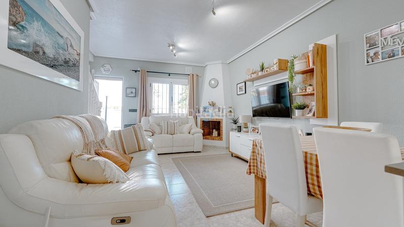 Foto 1c60afc9-e2b1-484b-9055-0debeb76eafb. Casa adossada amb piscina a Playa Flamenca Orihuela