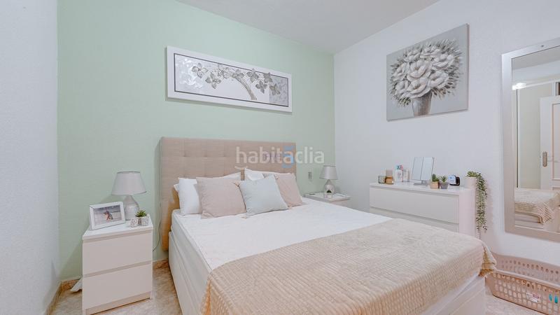 Foto c6f64a7a-bc58-4517-84b6-35d01aae4d1d. Casa adossada amb piscina a Playa Flamenca Orihuela