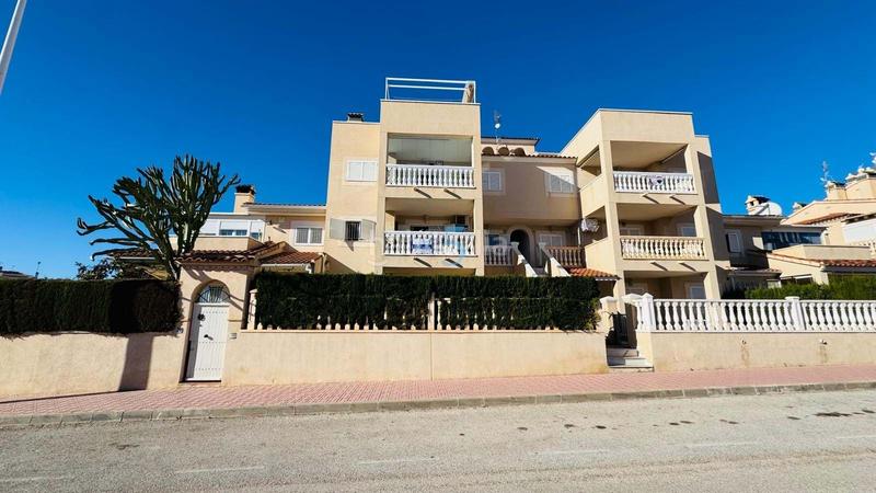 Foto 66bd2f69-9c44-413d-81ec-6dbfbac5e2e6. Etagenwohnung mit pool in Zeniamar - Horizonte - La Campana Orihuela