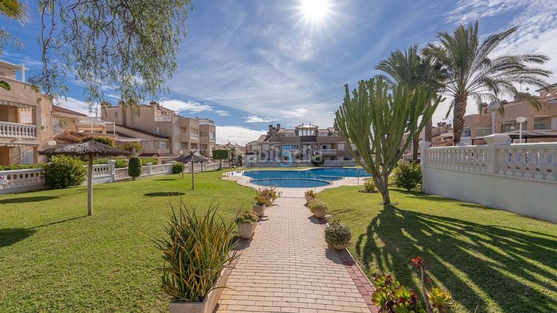 Foto bfd3de11-fa21-403e-8edd-0d6ad0d24c55. Pis amb piscina a Zeniamar - Horizonte - La Campana Orihuela