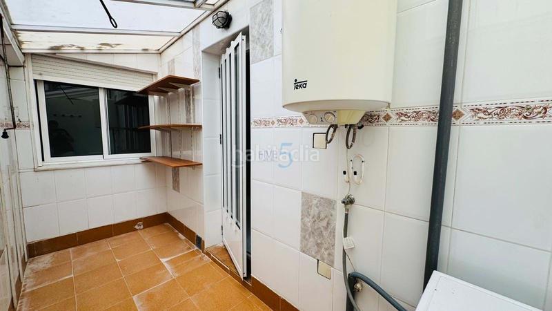 Foto 6b2b70bc-b335-4813-9b5f-e04b9ed5f945. Pis amb piscina a Zona Carrefour - Urbanizaciones Torrevieja