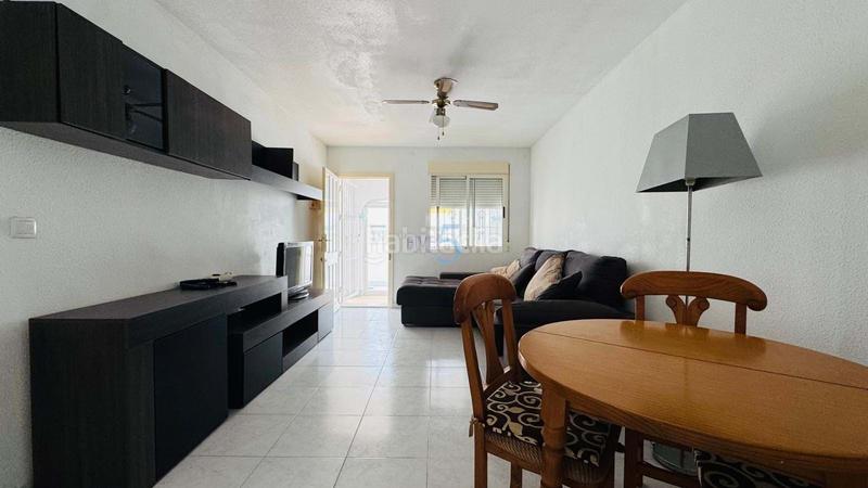 Foto c1dfb0f4-ce38-432d-b177-5867a2c05f38. Pis amb piscina a Zona Carrefour - Urbanizaciones Torrevieja