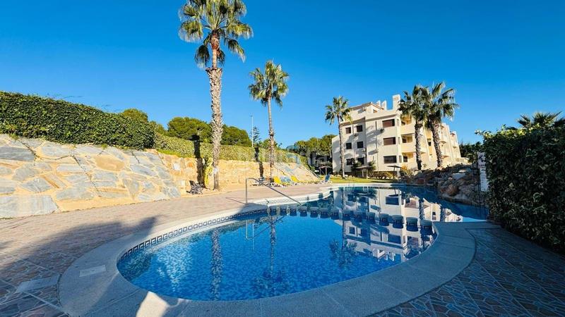Foto ea60c20d-f8f9-4ca0-a3c3-8b853bce8090. Casa a schiera con piscina in Lomas de Campoamor - Las Ramblas Orihuela