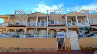 Semi detached house in Calle Teruel