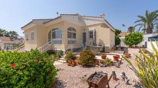 Maison  Calle conjunto romeo plaza. Espacioso chalet pareado de 3 dormitorios y 2 baños en una gran