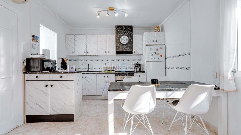 Foto cf7c0584-7654-4e05-875c-35eb8f40dc67. Casa amb calefacció piscina a Rojales