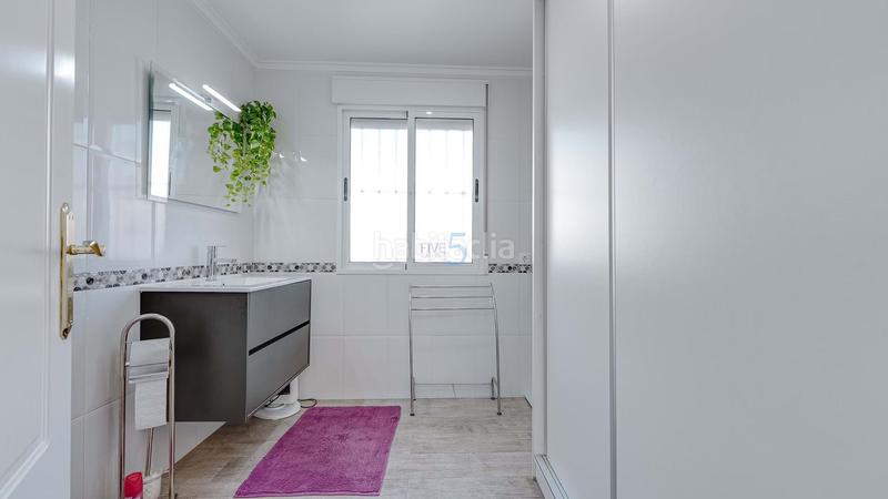 Foto f00454ae-b7a0-4170-b716-047890bd4529. Casa amb calefacció piscina a Rojales