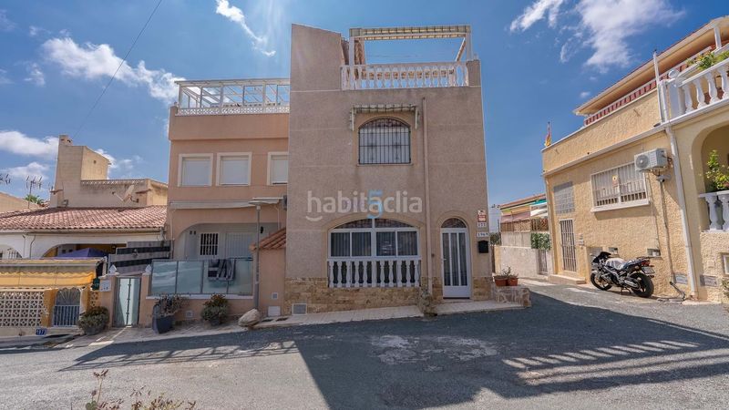 Foto 1b5b4c34-faad-40f4-bc6f-1b8660049356. Casa adossada amb calefacció a San Fulgencio
