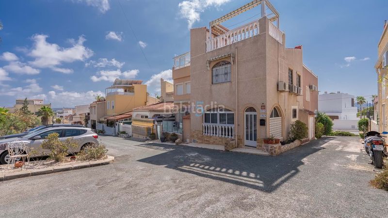 Foto af895ad7-b7e3-4883-a66a-1399542e9c4b. Casa adossada amb calefacció a San Fulgencio