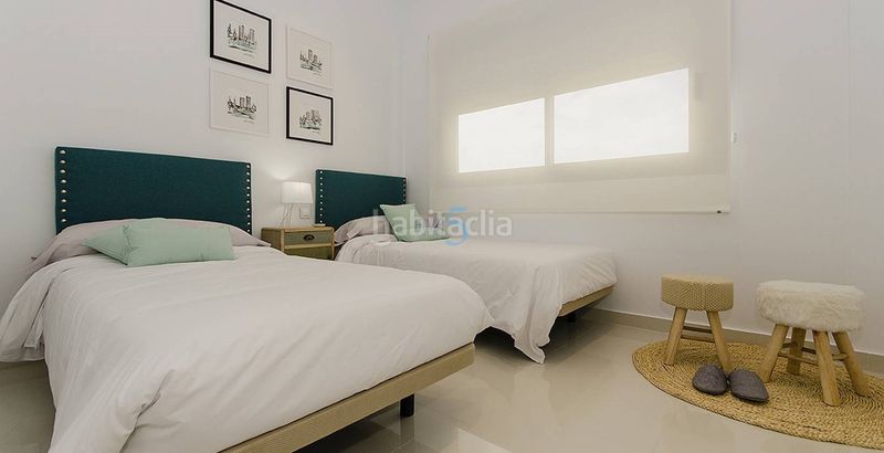 Foto eba12bae-cdea-4414-a560-ee683afeeb94. Casa a Campoamor Orihuela