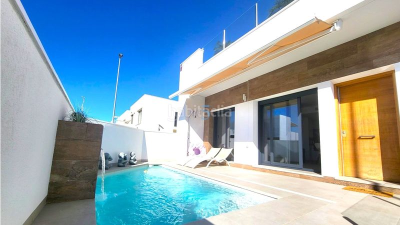 Foto f50faecc-aba7-4d78-b920-47964380e524. Casa amb calefacció piscina a Daya Vieja
