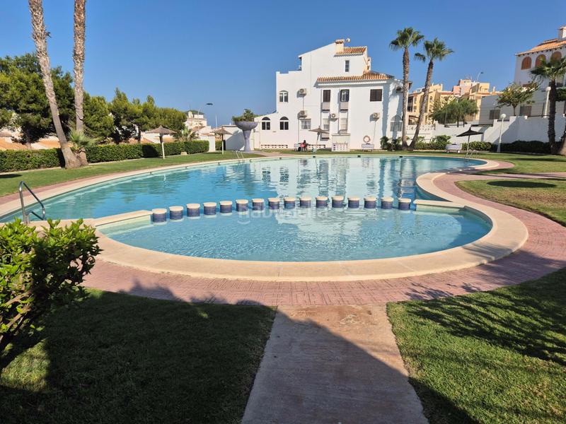 Foto 55ba3cca-76b0-40a5-942f-1542e62e6027. Semi detached house with heating pool in Torreblanca Torrevieja