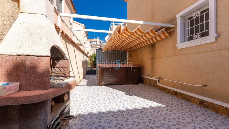 Foto c92237ec-9fe7-49e8-bee9-a43a3f1452fe. Haus mit pool in Lomas de Cabo Roig - Los Dolses Orihuela