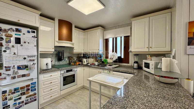 Foto 9b503e91-8603-4c96-94da-add747903fce. Flat with pool in Los Almendros Orihuela