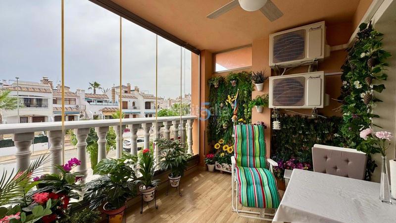 Foto 9c7e4783-27cc-470f-be80-35266072b31a. Flat with pool in Los Almendros Orihuela