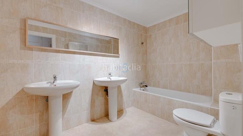 Foto 322b99d8-0ff4-4a70-8216-cbc1763660bb. Casa adossada amb piscina a Rojales