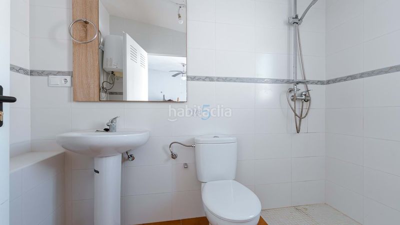 Foto becdd23a-70e4-4e21-90db-79b08a2bcad0. Casa amb calefacció piscina a Zona Carrefour - Urbanizaciones Torrevieja